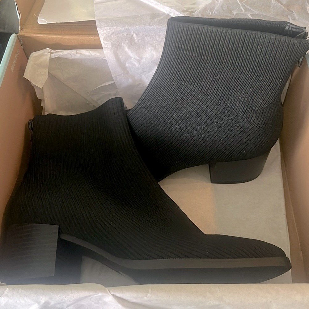 Life Stride Dreamy Black size 9 boots